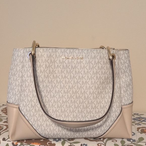Michael Kors Handbags - Michael Kors Monogram Beige and Cream Shoulder Bag